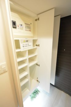 クレヴィア恵比寿 玄関 クレヴィア恵比寿 玄関