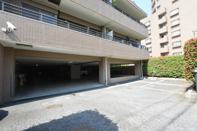 クリオ恵比寿弐番館 駐車場