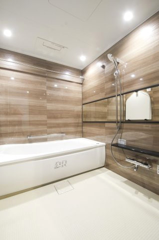 ラグナタワー 浴室