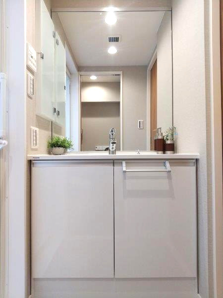 成城アンバサダー 洗面室 成城アンバサダー 洗面室