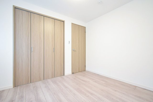 ストークマンション三田 洋室1