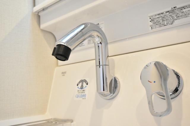 メガロン御殿山 洋室2