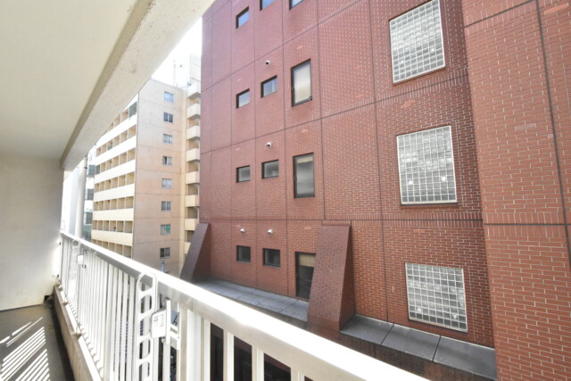 ブロードウェイ (52)バルコニー