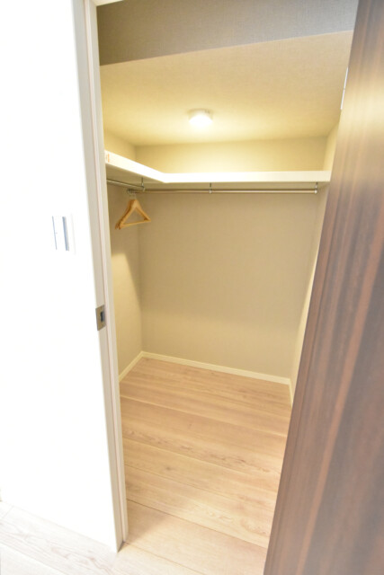 ブロードウェイ 洋室2