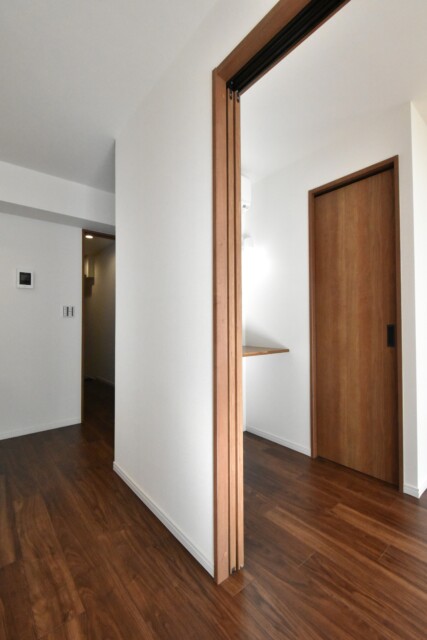 中央マンション 洋室+LDK