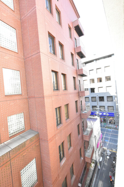 ブロードウェイ (49)バルコニー