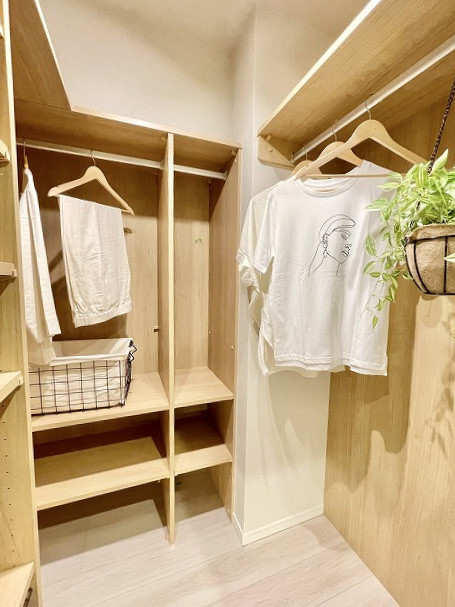 ニューライフ西早稲田 玄関