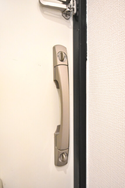 秀和第二南平台レジデンス 玄関