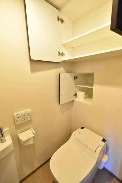 インプレストタワー芝浦エアレジデンス トイレ収納