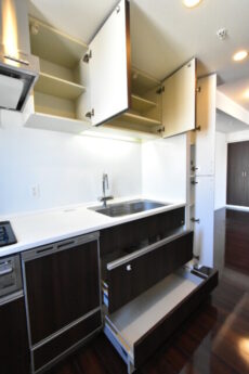 インプレストタワー芝浦エアレジデンス キッチン収納