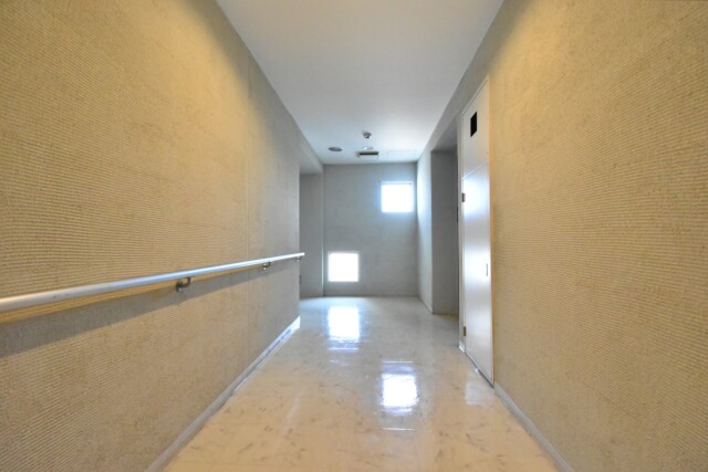 リシェ大井 玄関