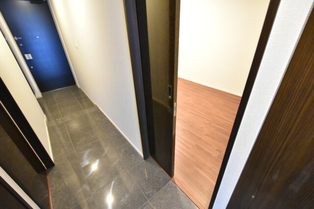 シティハウス神宮北参道 洋室2