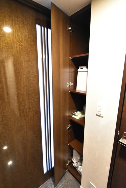 シティハウス神宮北参道 廊下収納