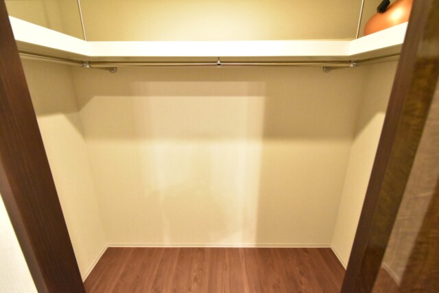 シティハウス神宮北参道 洋室2