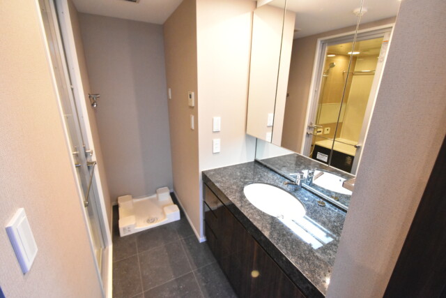 シティハウス神宮北参道 洗面室