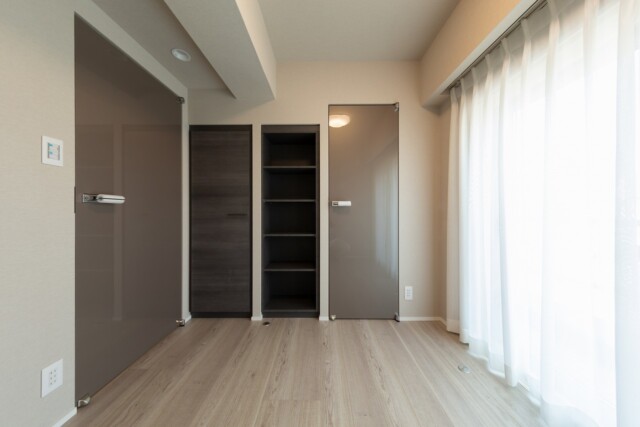 秀和高樹町レジデンス　洋室2