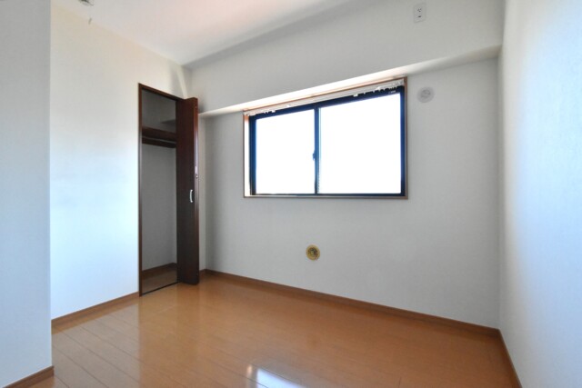 メルシー中延 洋室2