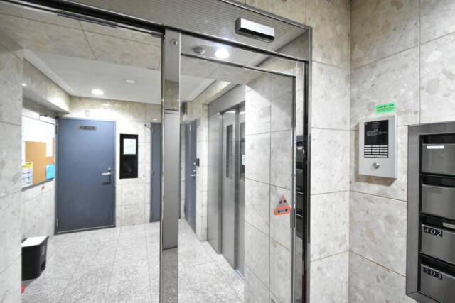 メルシー中延 エントランス