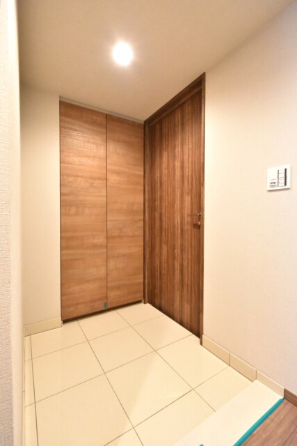 グランドメゾン目黒南 玄関