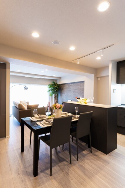 秀和高樹町レジデンス　ダイニングキッチン