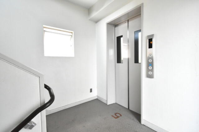 ニックハイム中目黒 玄関