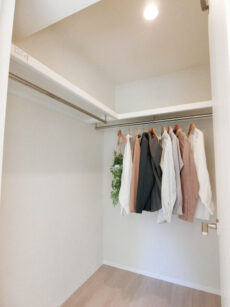 バロール代々木 洋室1