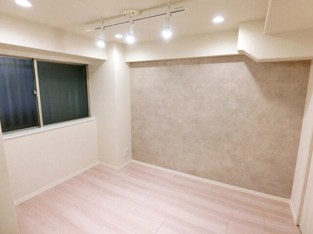 バロール代々木 洋室2