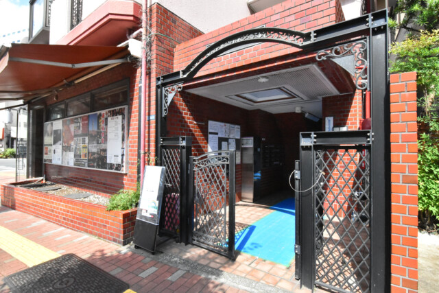 住建第6ハイプレース エントランス