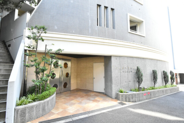 グレンパーク池田山 エントランス