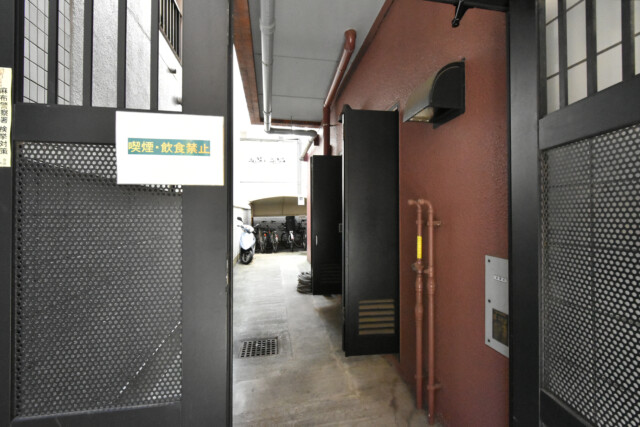 グランドメゾン麻布一の橋 駐車場・駐輪場