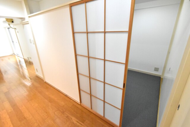 初穂マンションひがし京橋 洋室