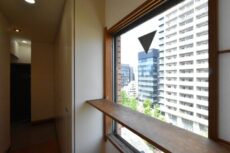 初穂マンションひがし京橋 玄関