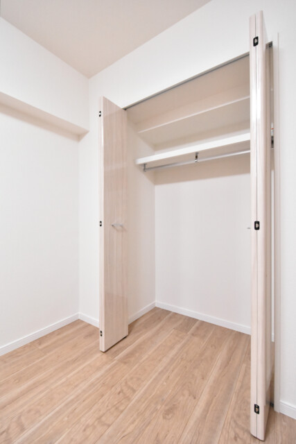 麻布狸穴ナショナルコート 洋室