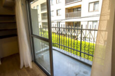 秀和四谷パークサイドレジデンス 北東向きバルコニー