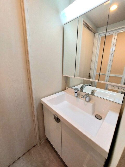 駒場ネオパレス 洗面室 駒場ネオパレス 洗面室