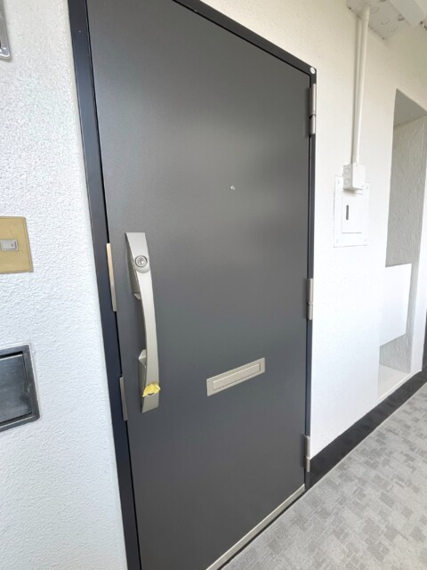 秀和第二南平台レジデンス 玄関廊下