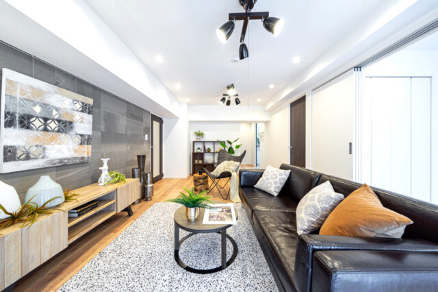 秀和四谷パークサイドレジデンス リビング