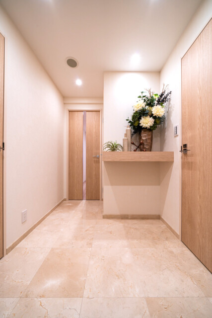 コンフィール日本橋アクアシティ 玄関廊下