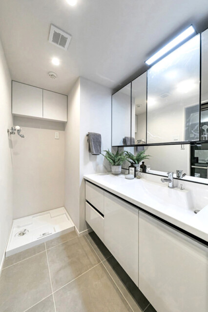 コンフィール日本橋アクアシティ 洗面室