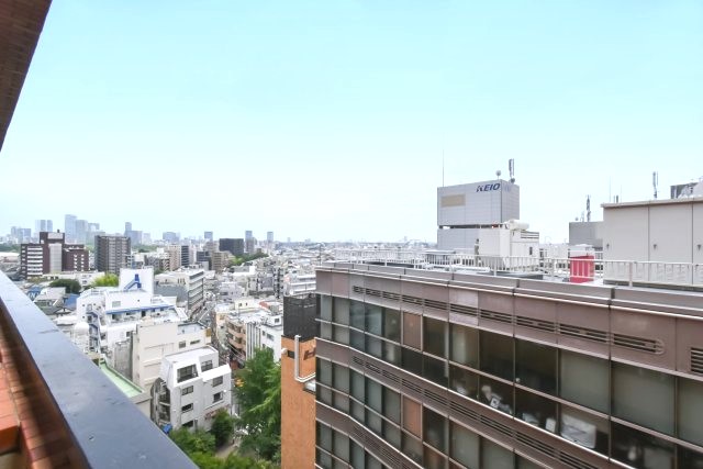 ライオンズマンション初台 眺望