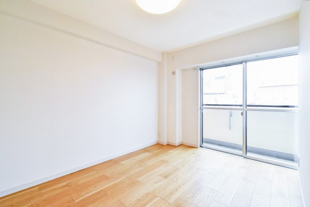 ライオンズマンション初台 洋室1