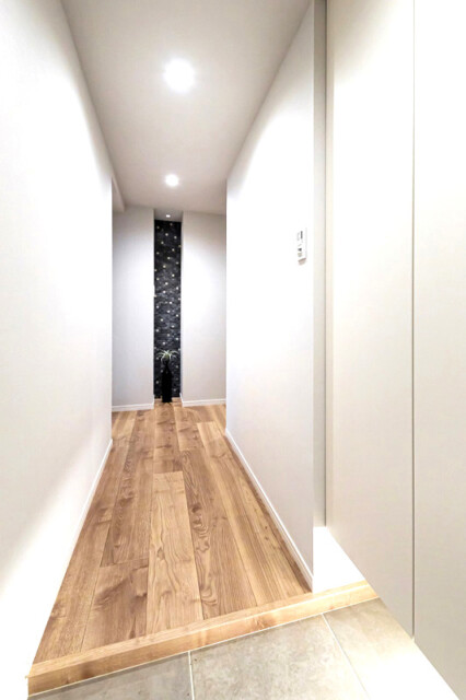 コンフィール日本橋アクアシティ 玄関