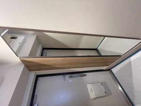 秀和五反田駅前レジデンス 玄関廊下