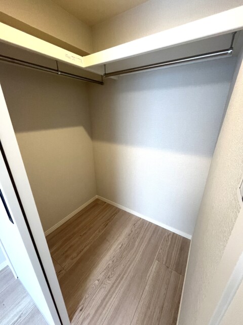 秀和五反田駅前レジデンス 洋室2