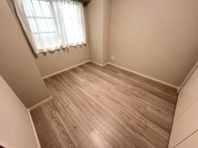 秀和五反田駅前レジデンス 洋室1