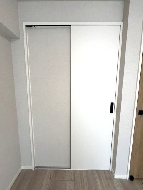 秀和五反田駅前レジデンス 洋室2