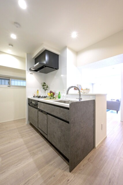 日商岩井方南町マンション キッチン