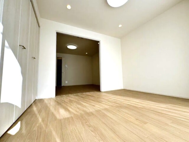 秀和都立大レジデンス 洋室