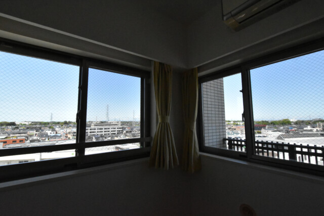 ライフピア豊春 洋室1