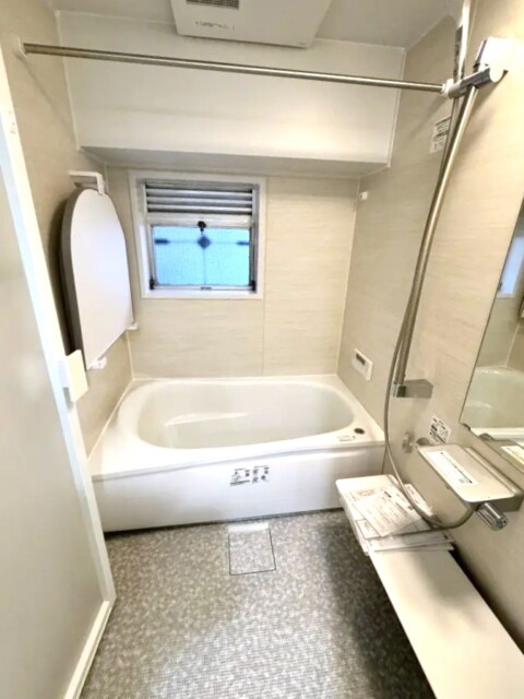 秀和都立大レジデンス 浴室